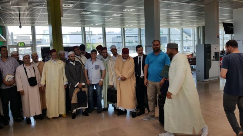 Réception des imams de rabat à la mosquée d’Évry-Courcouronnes, 25 mai 2017 à la région PACA (l’accueil à l’aéroport de Marseille)